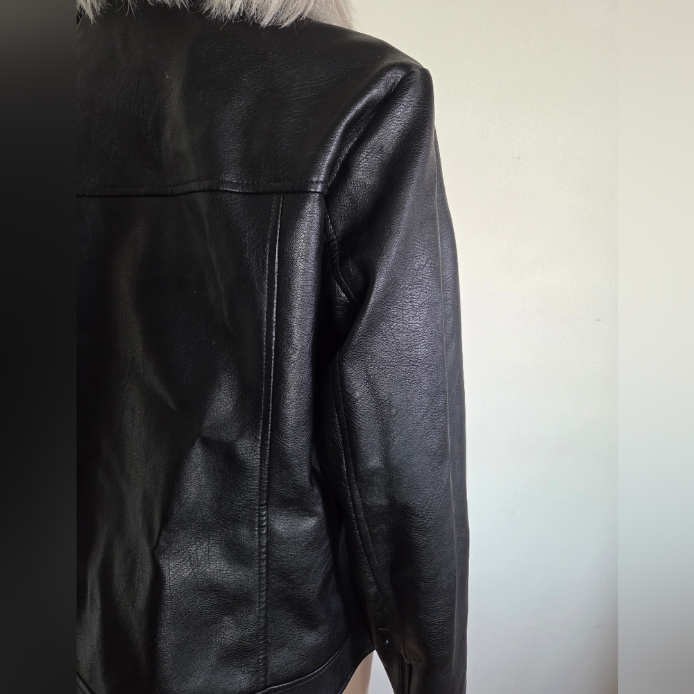 Forever 21 Black Faux Leather Jacket Size 2X - Picture 10 of 11